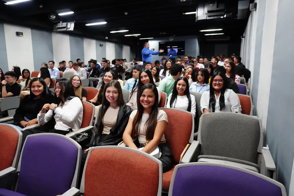 Photo from Seminario de empleabilidad by Great Pics